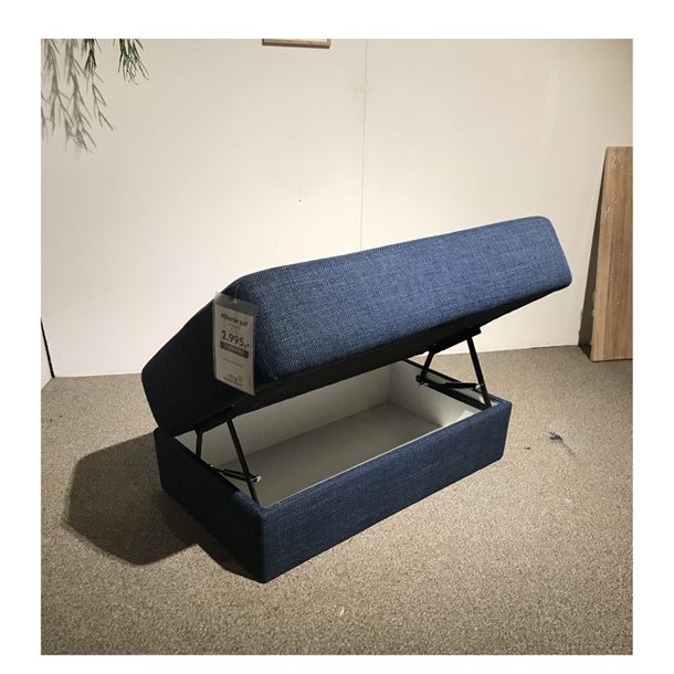 Alberthe Puff med opbevaring / Blå stof / 101x 68 cm. H 41 cm. / Outlet
