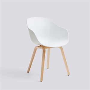 HAY - ABOUT A CHAIR - AAC 222 - Lakeret eg - White