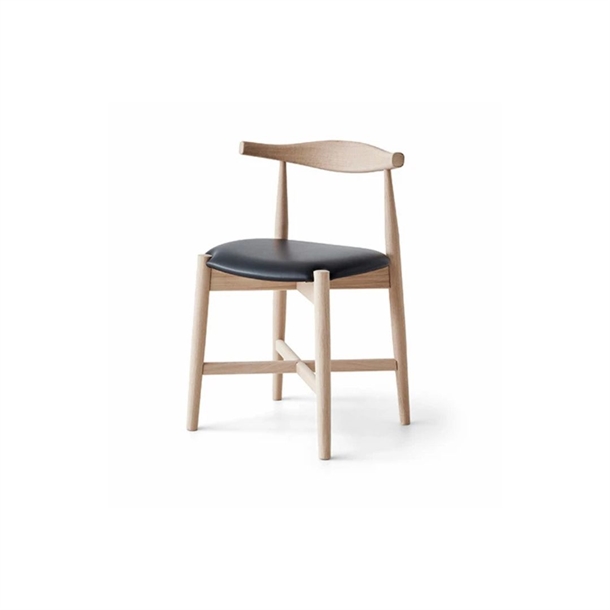 FINDAHL - DORA SPISEBORDSSTOL - SORT SYDNEY LÆDER - FLERE TRÆSORTER