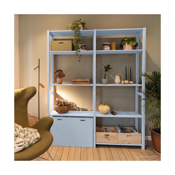 Eshøj reol m/ opbevaringskasse - Himalayan Blue - 179 cm. 30 cm.
