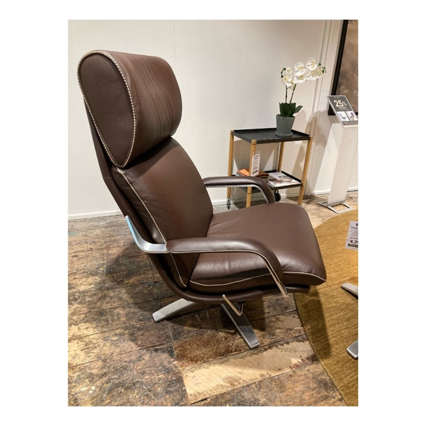 Outlet - Berg Furniture - Nasa lænestol INKL. fodskammel - Rustical Choko læder