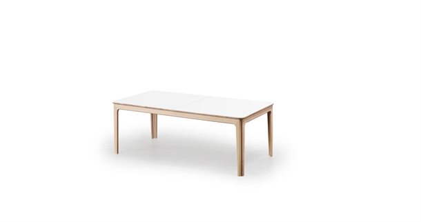 Skovby SM26 - Spisebord - Bordplade i hvid laminat - Sort eg  