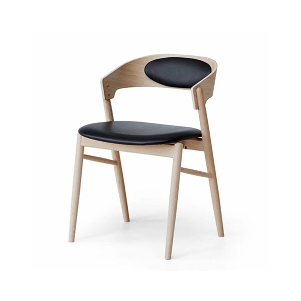 FINDAHL - SPRINGER SPISEBORDSSTOL - POLSTRET RYG - MASSIV EG - SORT SYDNEY LÆDER