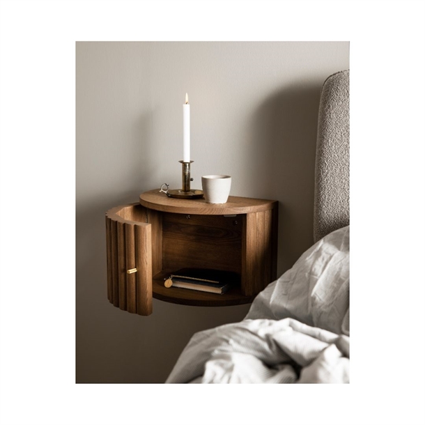 VELVET SENGEBORD/VÆGSKAB - 1 RUM - MASSIV ASK/MESSING GREB - MÅL: 46 X 25 X 30 CM. - FLERE FARVER